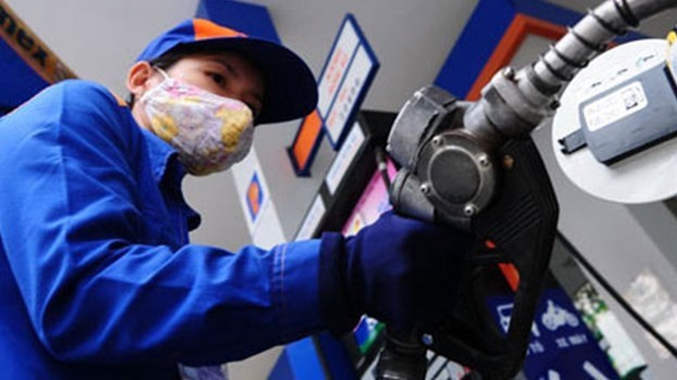 Xăng  dầu trên thị trường có xu hướng tăng mạnh. 