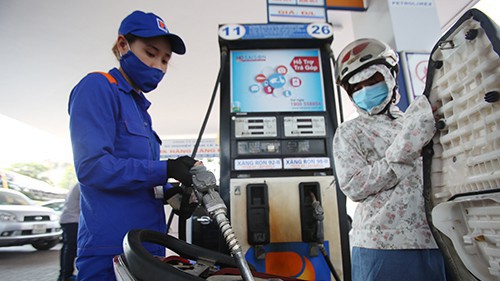 Petrolimex lãi lớn sau 9 tháng 