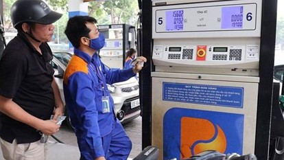 Giá xăng dầu giảm cuối tháng 10