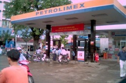 Lợi nhuận sau thuế dự kiến trong năm nay của Petrolimex là gần 600 tỷ đồng.
