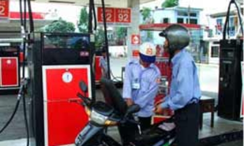 Thuế nhập khẩu xăng, dầu diezel giảm từ 3-5%