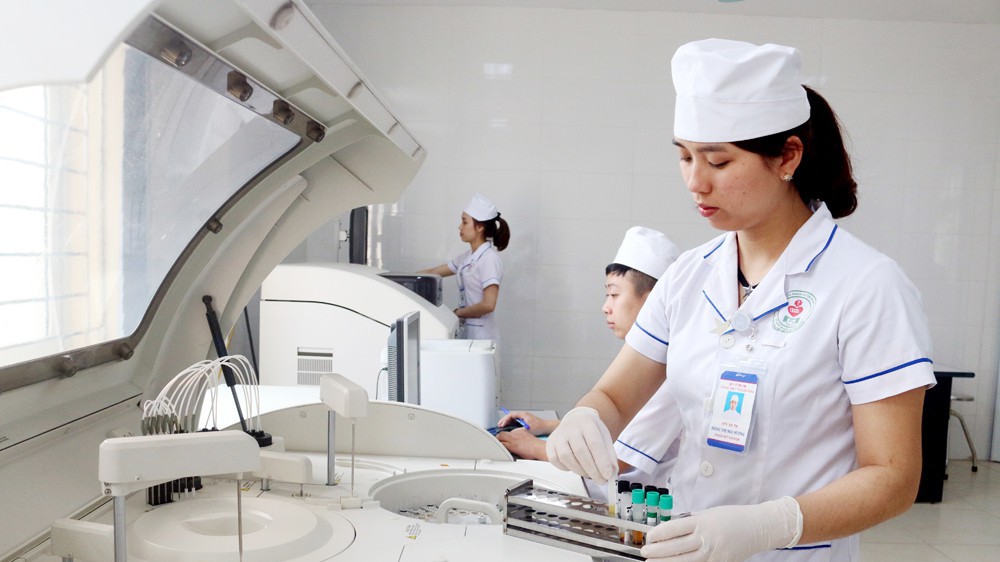 Việc tinh giản biên chế, sắp xếp bộ máy góp phần giảm chi cho ngân sách Nhà nước. Ảnh minh họa. 