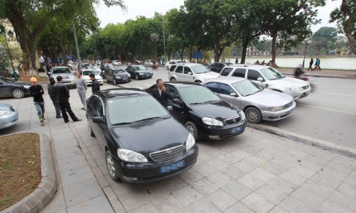 Hà Nội thí điểm khoán kinh phí xe công từ ngày 1/3