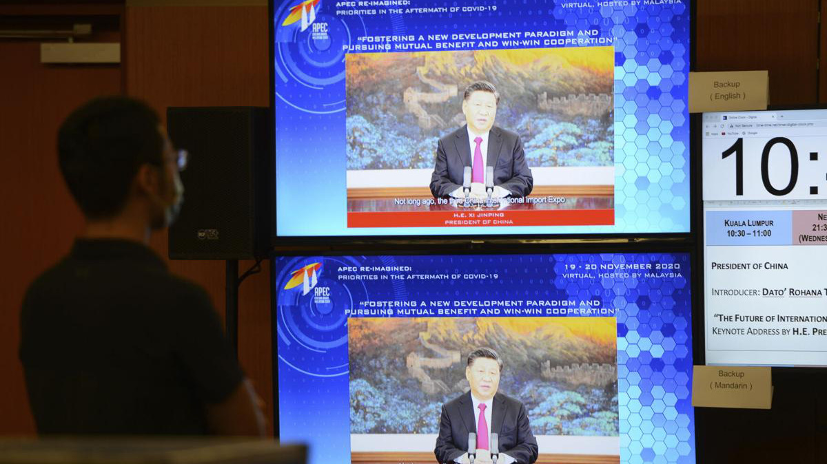 Chủ tịch Trung Quốc Tập Cận Bình phát biểu tại Hội nghị Thượng đỉnh Lãnh đạo doanh nghiệp APEC được tổ chức trực tuyến tại Kuala Lumpur, Malaysia, ngày 19/11 - Ảnh: Reuters 