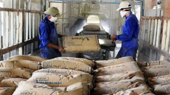 SCC vận hành Nhà máy xin măng sông Đà. Vicem đã thoái hết vốn tại SCC