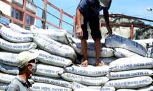 Tiêu thụ xi măng trong tháng 5 giảm hơn 14%