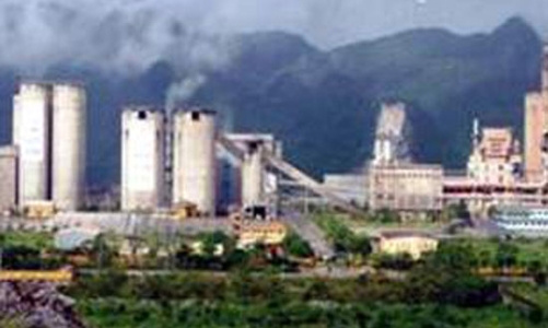 Nhiều nhà máy xi măng ngừng sản xuất vì thiếu than 