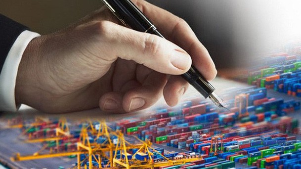 Phó thủ tướng cũng yêu cầu Bộ Tài chính khẩn trương hoàn thiện Đề án quản lý thuế Khu vực kinh tế ngoài quốc doanh.