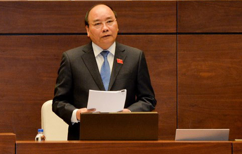 Ngoài những chất vấn trực tiếp, Thủ tướng còn nhận được nhiều chất vấn bằng văn bản của đại biểu Quốc hội - Ảnh: Thủ tướng trong một phiên chất vấn tại Quốc hội.