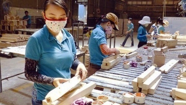 Các ngành có dự báo khả quan về khối lượng sản xuất quý 4 tăng là điện tử, máy vi tính và sản phẩm quang học; sản xuất giường, tủ, bàn ghế...