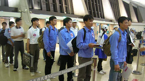 Lao động Việt Nam có xu hướng lựa chọn sang làm việc ở những thị trường có thu nhập cao và ổn định hơn. Ảnh minh họa. 