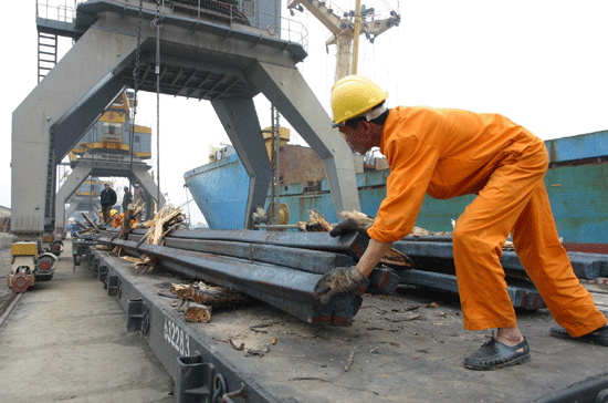 Chính phủ đề xuất giải pháp ưu tiên tái cơ cấu kinh tế