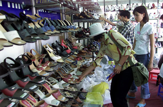 Da giày sẽ phát triển theo hướng cân bằng hơn giữa xuất khẩu và tiêu thị nội địa - Ảnh: Việt Tuấn.