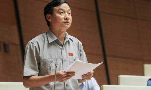 Luật có nên cho tố cáo qua e-mail, fax, điện thoại...?