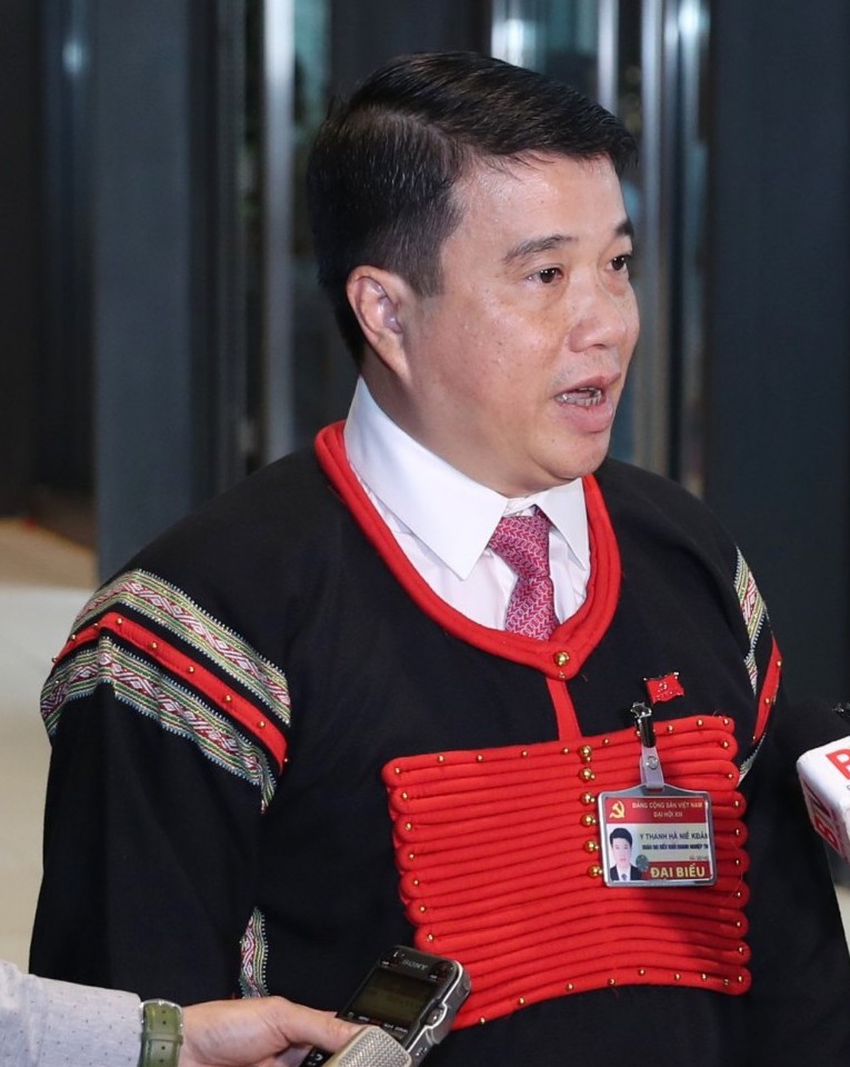 Đại biểu Y Thanh Hà Niê Kđăm