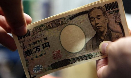 Đồng Yên tăng giá cao nhất một năm rưỡi