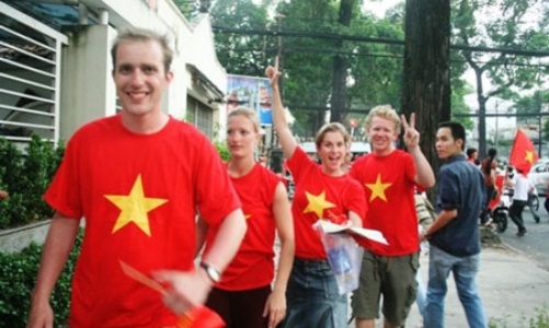 Chính phủ yêu cầu gia hạn lưu trú cho khách du lịch