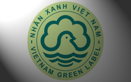 Các doanh nghiệp sản xuất các sản phẩm thân thiện với môi trường được Bộ Tài nguyên và Môi trường gắn “Nhãn xanh Việt Nam”.