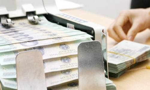 Nâng giới hạn lãi vay và chuyện chống cho vay nặng lãi