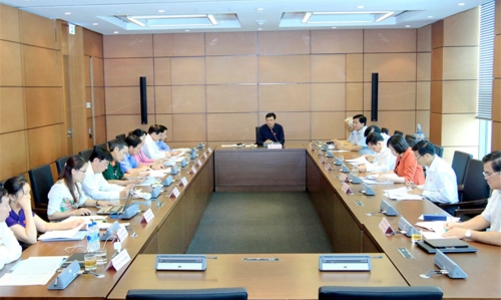 Sửa điều luật “công nhân có lương hưu”: 99/153 đại biểu đồng tình