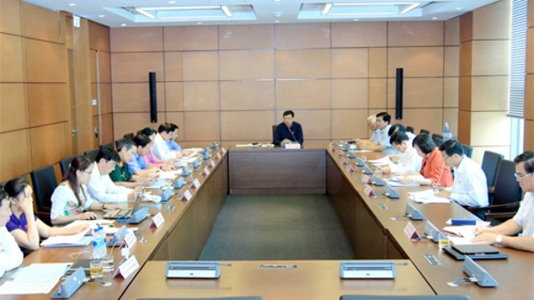 Sửa điều luật “công nhân có lương hưu”: 99/153 đại biểu đồng tình