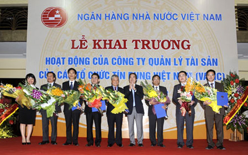 Một lãnh đạo cao cấp của Ngân hàng Nhà nước cho rằng, những lo lắng ít nhiều có cơ sở, nhưng trong điều kiện hiện nay, mô hình VAMC để
 xử lý nợ xấu vẫn có tính khả thi cao - Ảnh: A.H.