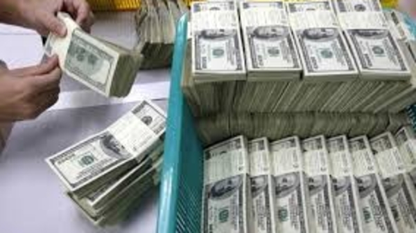 “Nợ công của Việt Nam đã vượt trần”