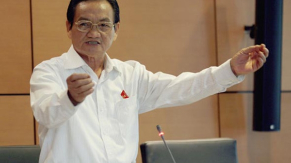 Chi ngân sách “mềm đến tùy tiện”