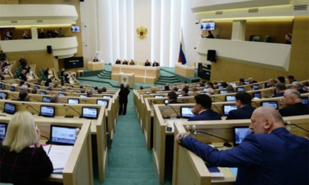 Hiện các nhà làm luật Nga đang xem xét dự luật cho phép Moscow đóng băng tài sản và tài khoản của các cá nhân 
và công ty phương Tây trong trường hợp nước này bị áp lệnh trừng phạt 
liên quan tới khủng hoảng Ukraine.