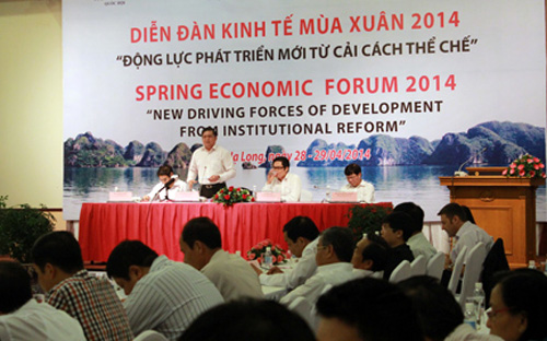 Tại Diễn đàn Kinh tế Mùa xuân 2014 vừa kết thúc trưa 29/4, nhiều ý 
kiến cho rằng nền kinh tế vẫn còn trì trệ, có hồi phục cũng mỏng manh.