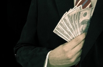 Tổng số tiền ước tính thu hồi được từ các vụ việc tham nhũng trong 
năm 2014 chỉ là 1.500 tỷ đồng trên tổng số 6.740 tỷ đồng bị thiệt hại - Ảnh minh họa.<br>