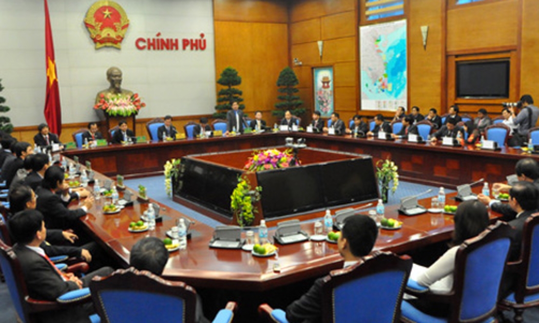 Một cuộc gặp gỡ của Thủ tướng với các đại diện doanh nghiệp đạt danh hiệu Sao Vàng đất Việt, nhân Ngày Doanh nhân Việt Nam (13/10).<br>