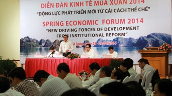 Tái cơ cấu kinh tế: Vì sao 3 năm vẫn chậm?