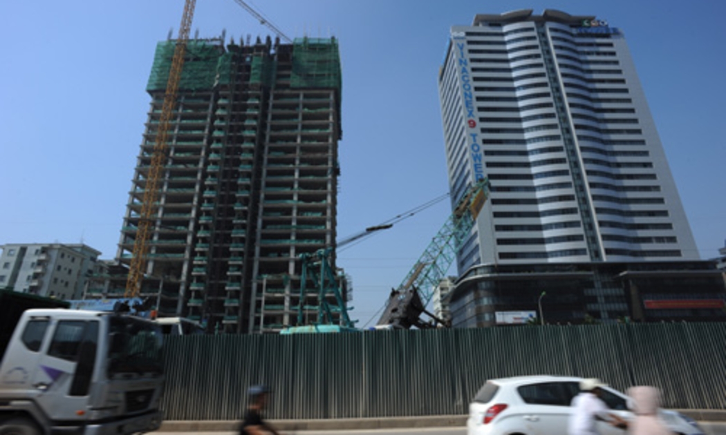 Tại kỳ họp thứ 7 diễn ra hồi tháng 6, qua thảo luận, hầu hết ý kiến đại 
biểu Quốc hội thống nhất với quy định của dự án Luật Nhà ở sửa đổi về 
việc mở rộng đối tượng và điều kiện được sở hữu nhà ở tại Việt Nam của 
tổ chức, cá nhân nước ngoài.