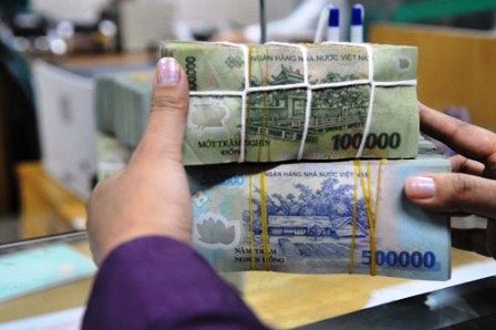 Tổng giá trị đầu tư vào 5 lĩnh vực nhạy cảm (bao gồm lĩnh vực bất động sản, chứng khoán, tài chính-ngân hàng, bảo hiểm và quỹ đầu tư) mà các tập đoàn, tổng công ty cần phải thoái là 23.325 tỷ đồng.