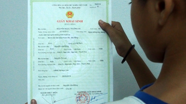 “Không thể bỏ đăng ký khai sinh”