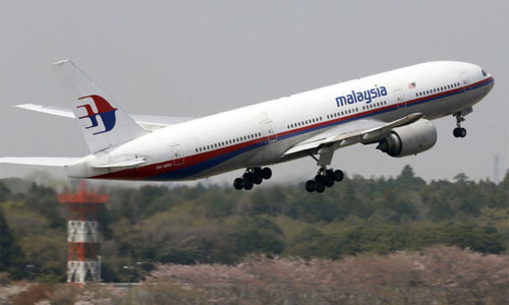 Chuyến bay MH370 của Malaysia Airlines từ Kuala Lumpur tới Bắc Kinh dự kiến sẽ đi trong 5 tiếng rưỡi đồng hồ, chỉ là một tuyến dạng ngắn đối với chiếc 777. Malaysia Airlines đã đặt thiết kế chiếc 777 có đủ chỗ cho 282 hành khách trong khoang hạng doanh nhân và hạng thường - Ảnh minh họa.