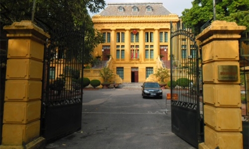 Đề nghị bỏ quy định “thiếu luật tòa cũng không được từ chối”