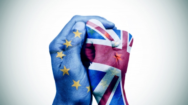 Brexit: Một lối đi, hai ngả đường  