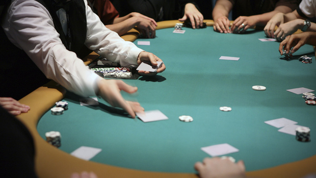 Theo Bộ trưởng Bộ Tài chính Đinh Tiến Dũng, đề nghị bỏ thuế thu nhập cá nhân đối với cá nhân trúng thưởng trong casino là để phù hợp với bản chất của thuế thu nhập cá nhân, phù hợp với thông lệ quốc tế.