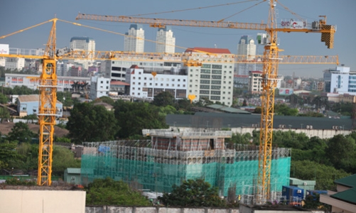 Kinh tế 5 năm tới: Từ GDP đến chuyện “nói và làm”