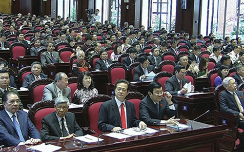 Các vị lãnh đạo, nguyên lãnh đạo Đảng và Nhà nước tại phiên khai mạc sáng 20/5.<br>