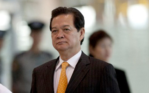 Người đứng đầu Chính phủ nêu rõ, việc Trung Quốc việc cải tạo, xây dựng công trình phá vỡ nguyên trạng tại một số đảo, đá trong quần đảo Trường Sa thuộc chủ quyền của Việt Nam là vi phạm điều 5 của DOC mà Trung Quốc là một bên tham gia ký kết.