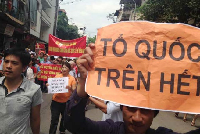 Hôm 11/5 vừa qua, hàng nghìn người dân ở ba miền đất nước đã xuống đường phản đối Trung Quốc xâm phạm chủ quyền.