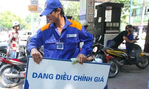 Lãi từ khối xăng dầu của Petrolimex tăng đột biến