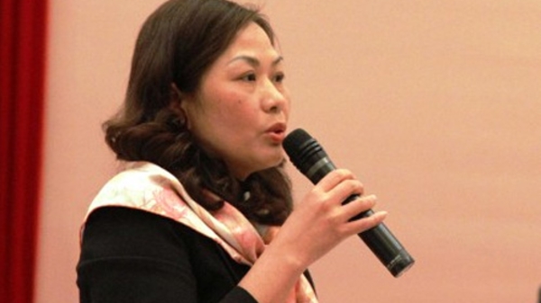 Phó thống đốc tranh luận với chuyên gia về lãi suất