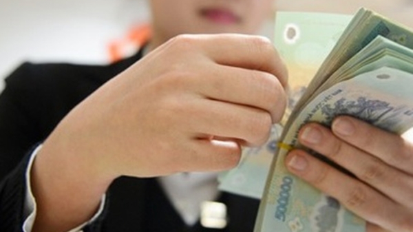 Vui buồn thưởng Tết