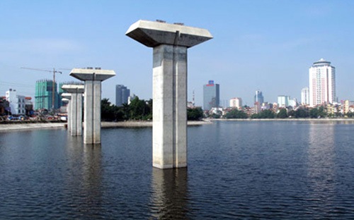 Những thông tin liên quan đến nghi án hối lộ từ JTC dường như đang dần bị quên lãng với sự đi làm trở lại của các cán bộ liên quan.<br>