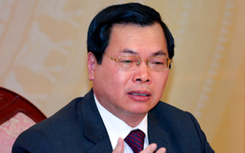 Bộ trưởng Vũ Huy Hoàng: "Chúng ta mở cửa từ những năm 1990 nhưng đến nay hàng hoá của Việt Nam vẫn thống lĩnh thị trường trong nước".<br>