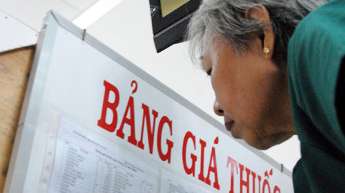 Việt Nam vẫn phụ thuộc vào nhập khẩu để đáp ứng nhu cầu sử dụng thuốc của nhân dân - Ảnh: TT.<br>